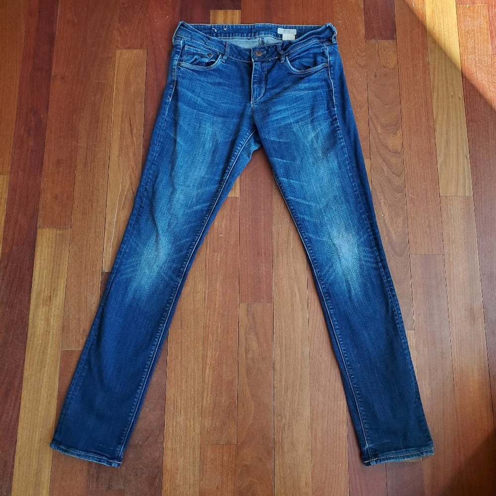 H&M Medium Wash Slim Leg Regular Waist Jeans Size 29 - Picture 1 of 15